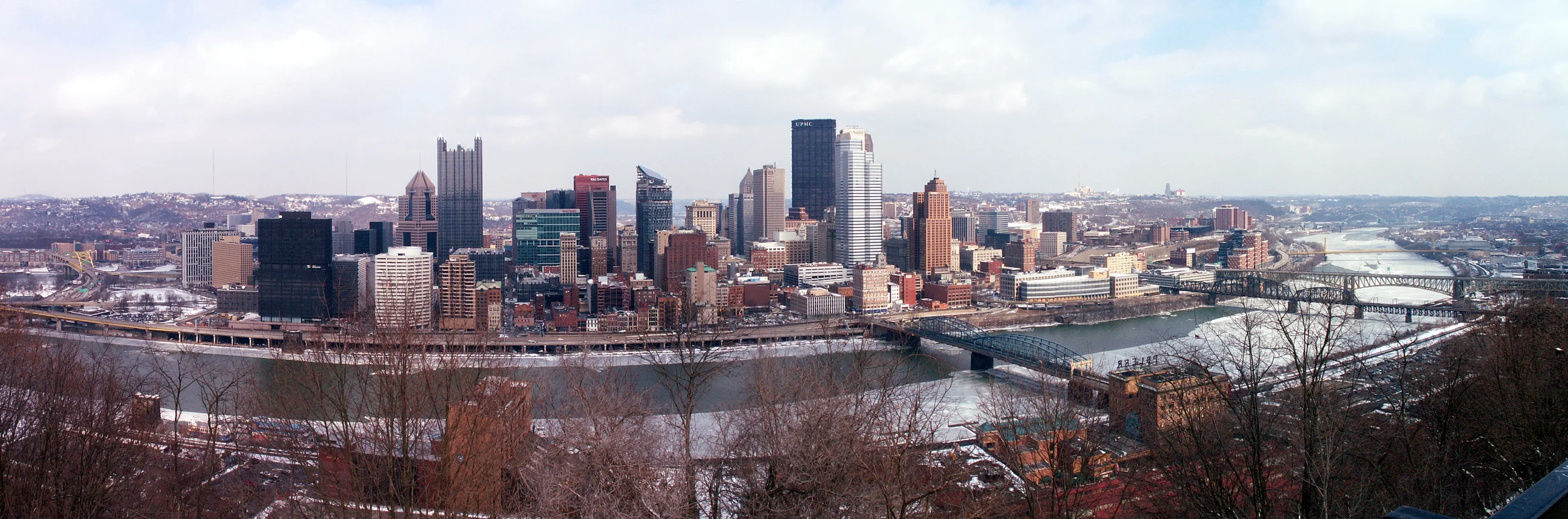 Panoramic view of the Pittsburgh skyline